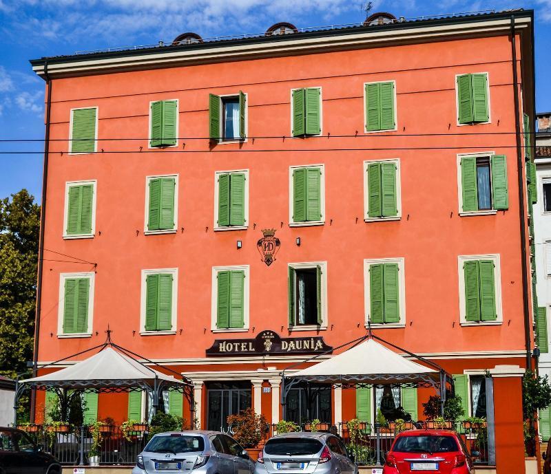 Hotel Daunia Modena Exterior photo